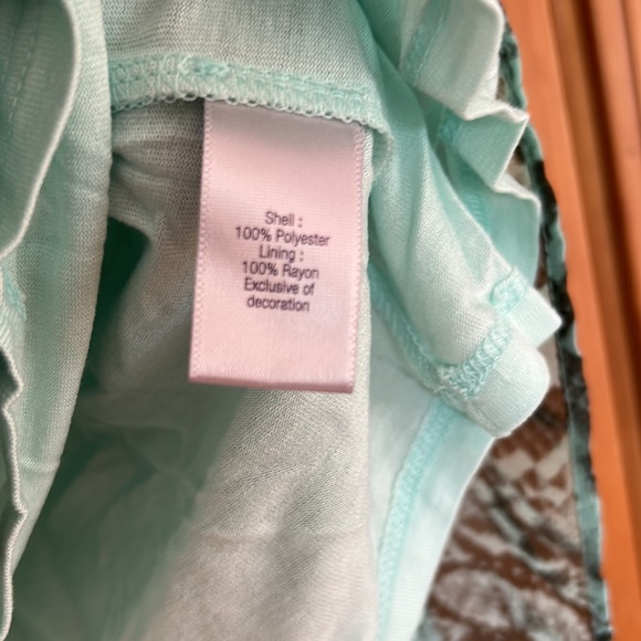 Jennifer Lopez Sleeveless Snakeskin Pattern Top in Green and Grey Size New - Picture 5 of 8